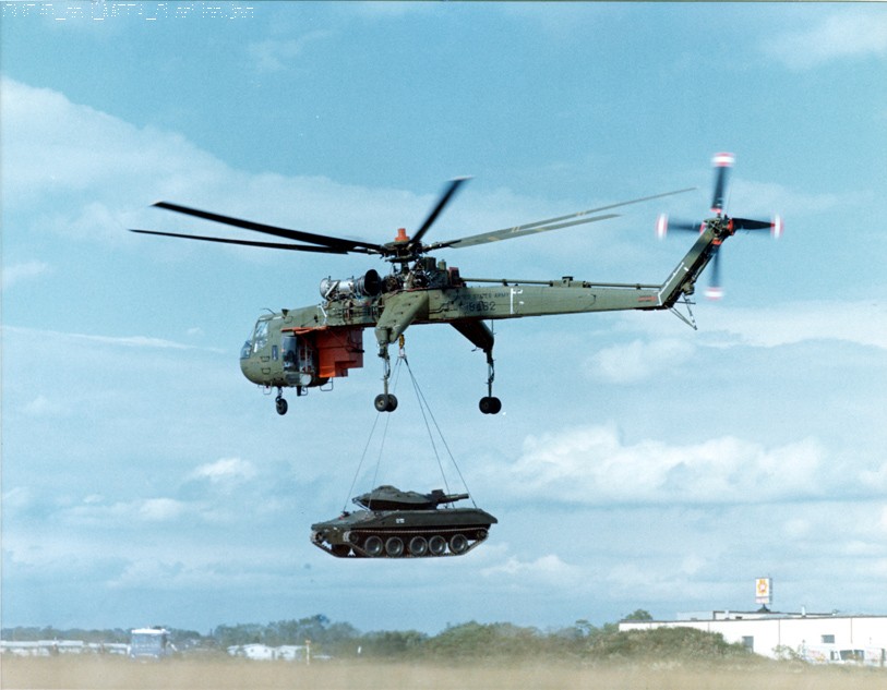 运直升机的直升机——CH-54 Sky crane——空中起重机的图5